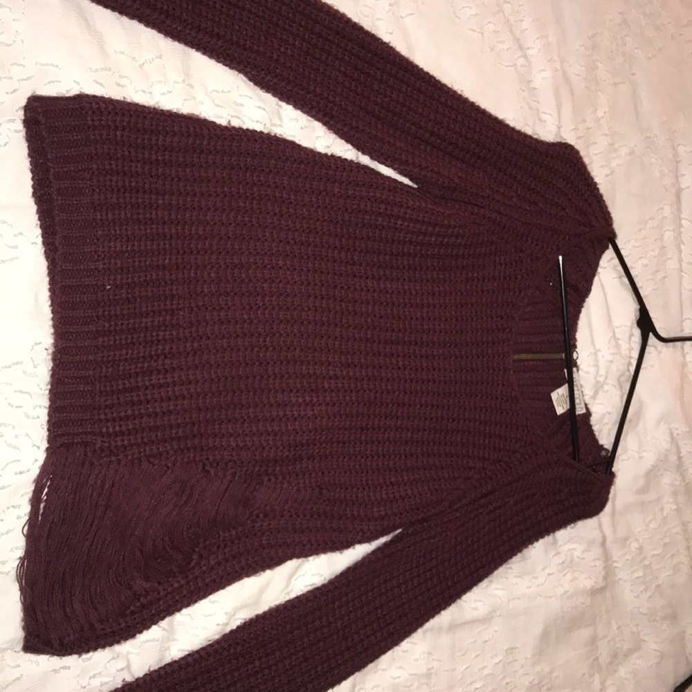 Maroon sweater